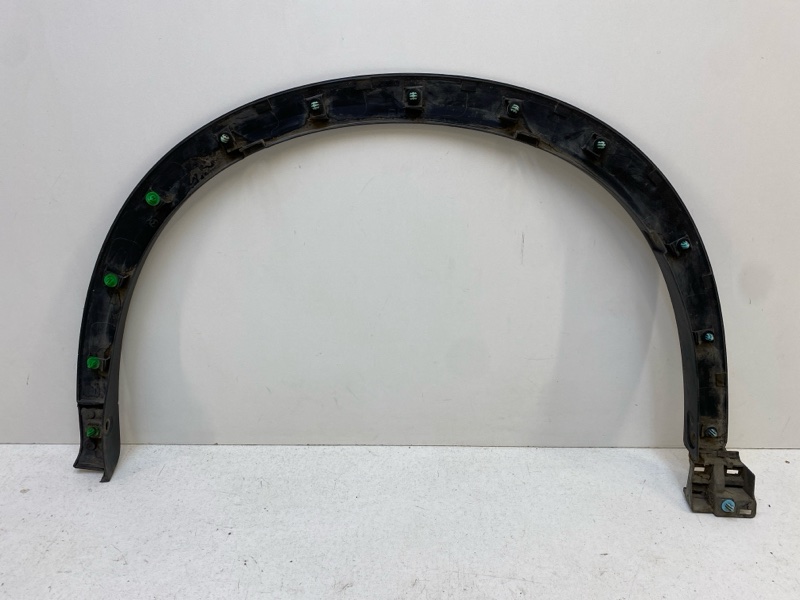 Накладка переднего крыла правого