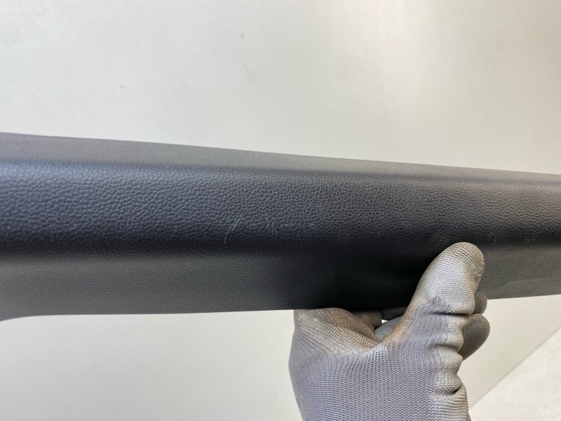 Обшивка двери багажника