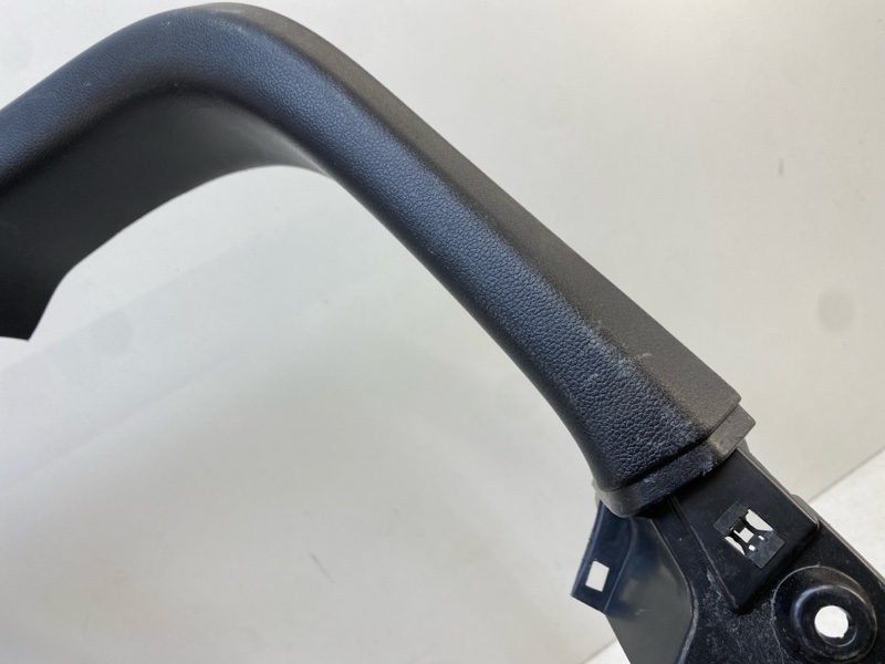 Обшивка двери багажника