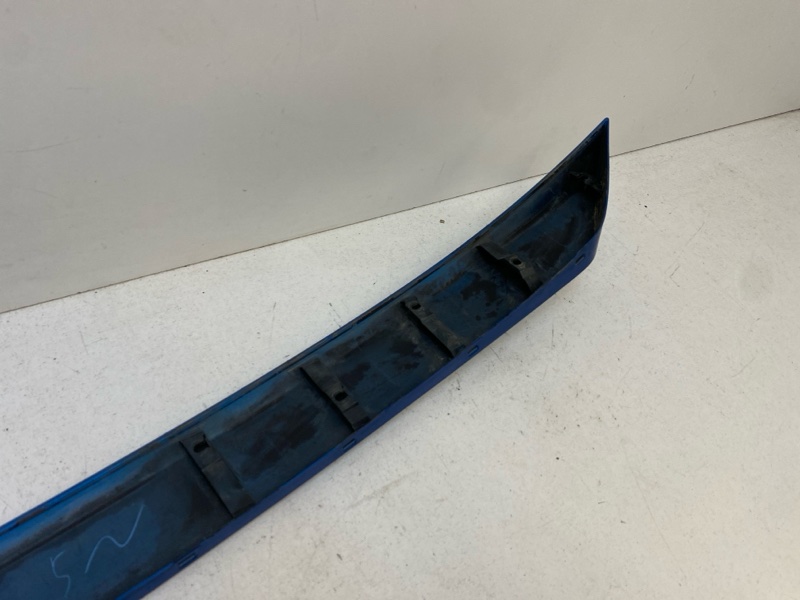 Накладка крышки багажника