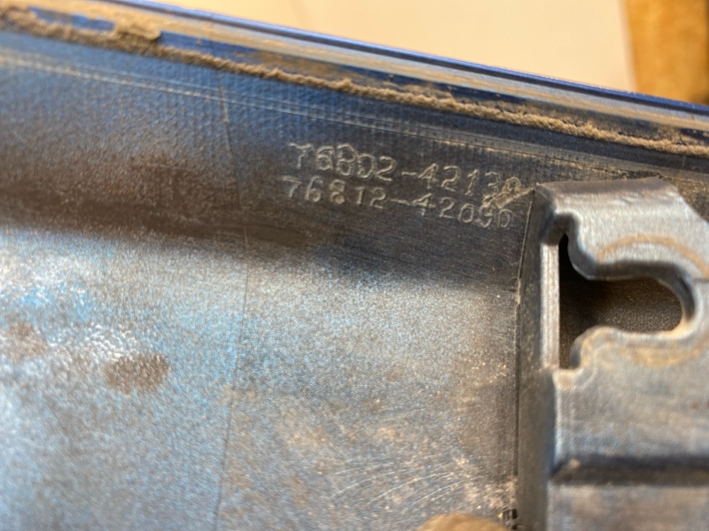 Накладка крышки багажника