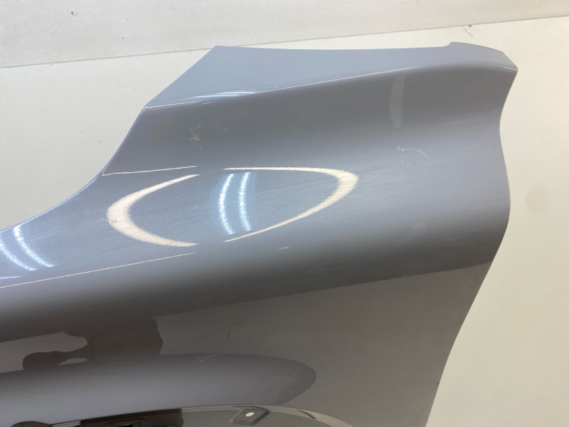 Крыло переднее левое