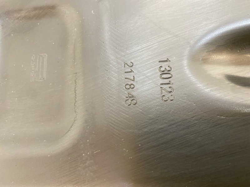 Усилитель переднего бампера