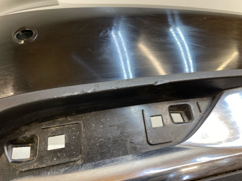 Бампер задний