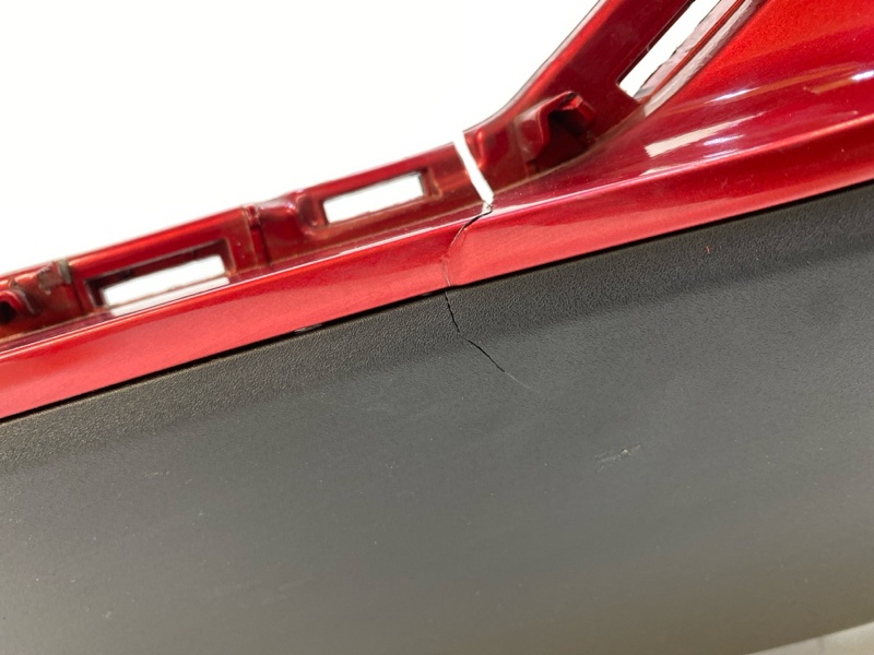 Бампер задний