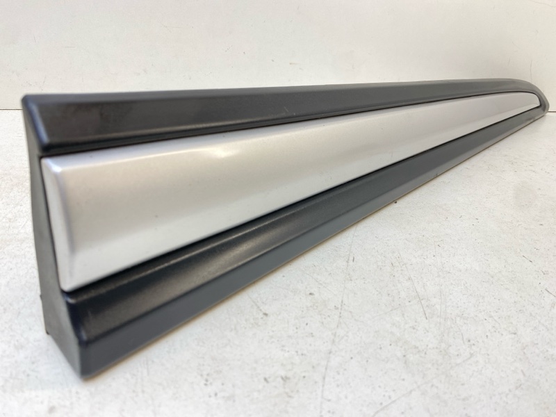 Молдинг двери