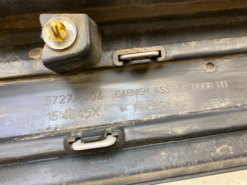 Молдинг двери