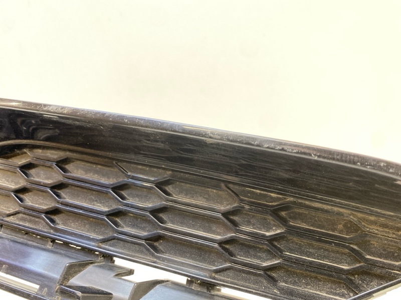 Накладка переднего бампера левая