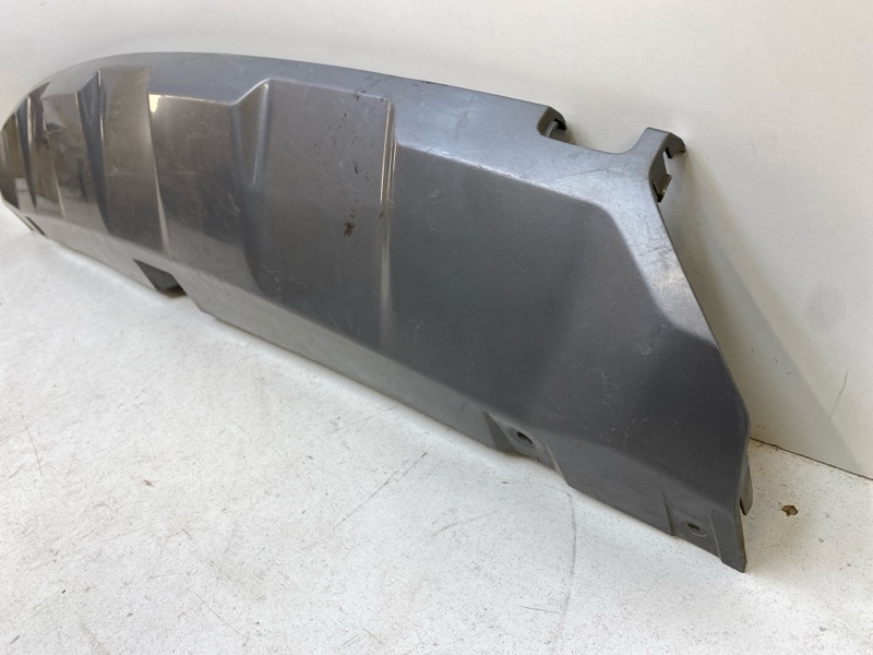 Спойлер заднего бампера