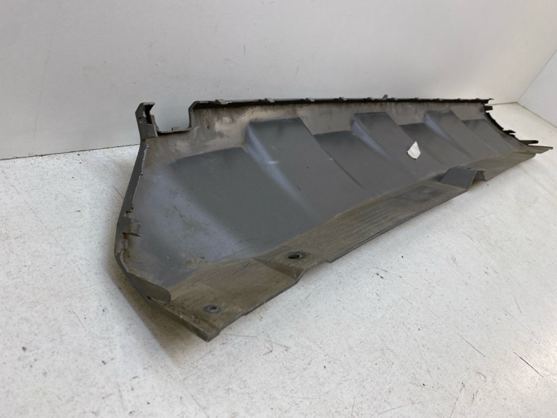 Спойлер заднего бампера