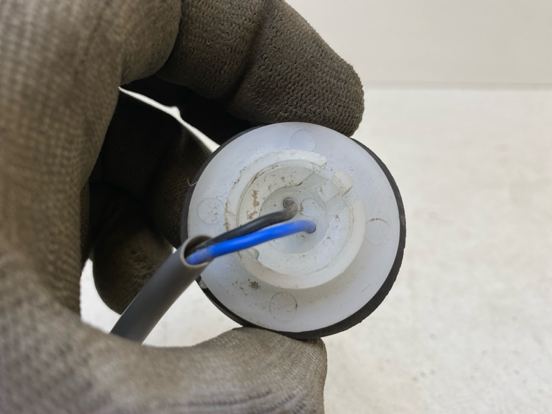 Датчик уровня в бачок омывателя