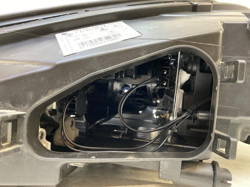 Фара правая