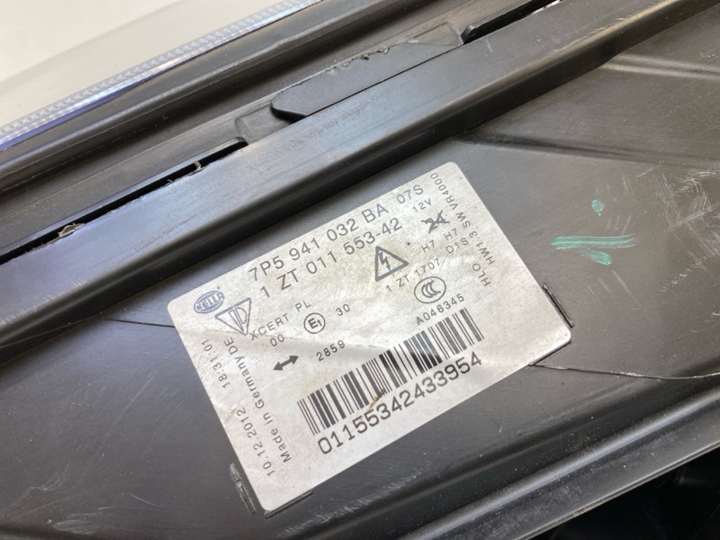 Фара правая