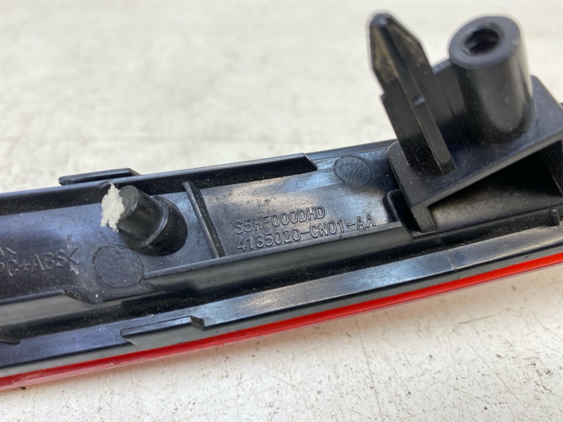 Отражатель в бампер задний правый