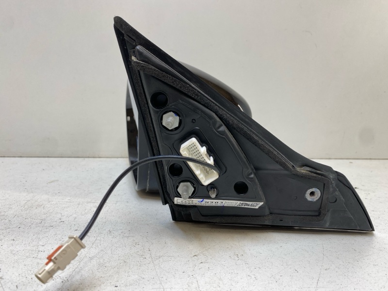 Зеркало левое электрическое