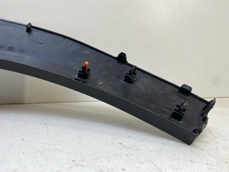 Накладка заднего крыла правого