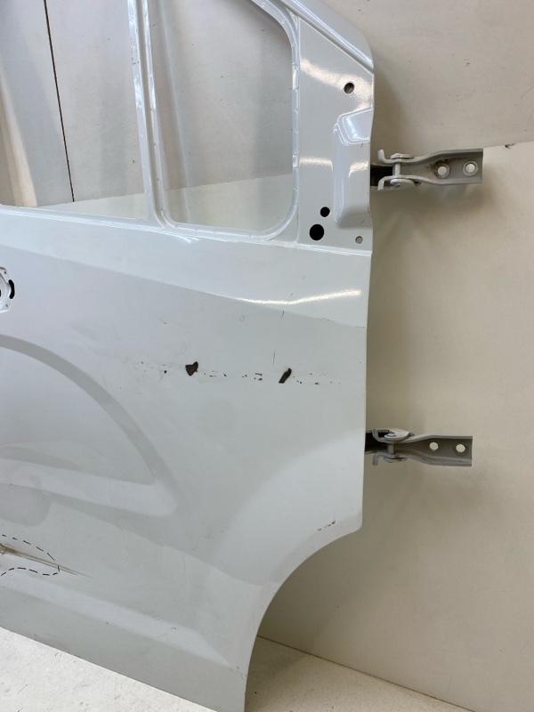 Дверь передняя правая