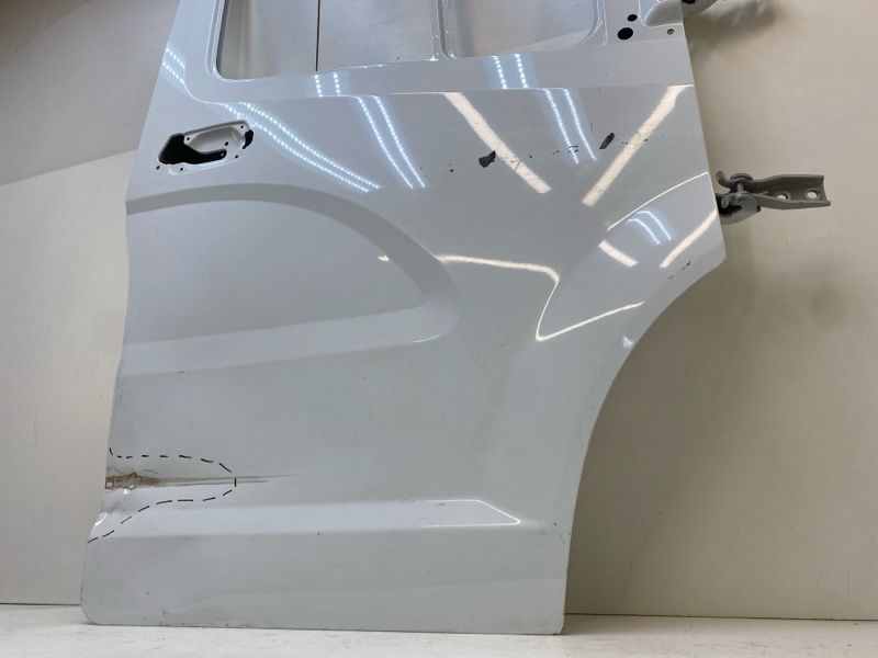 Дверь передняя правая