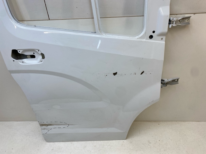 Дверь передняя правая