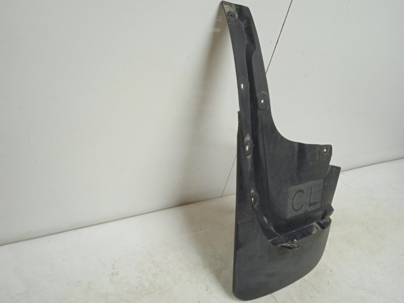 Брызговик задний левый