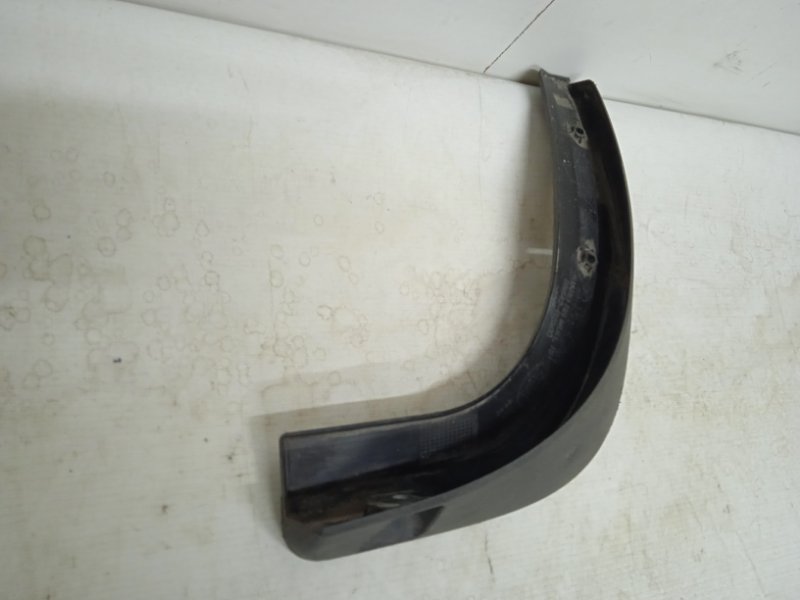 Брызговик задний правый