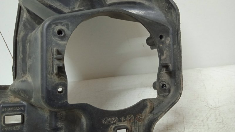 Кронштейн фары противотуманной левой