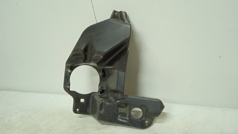 Кронштейн фары противотуманной левой