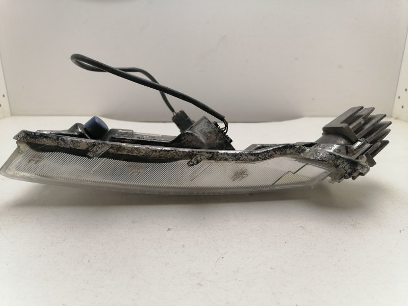 Фара дневного света правая (ходовые огни)