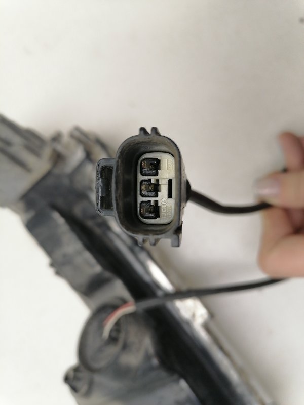 Фара дневного света правая (ходовые огни)