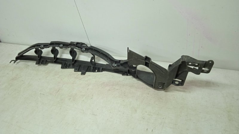 Кронштейн крепления крыла