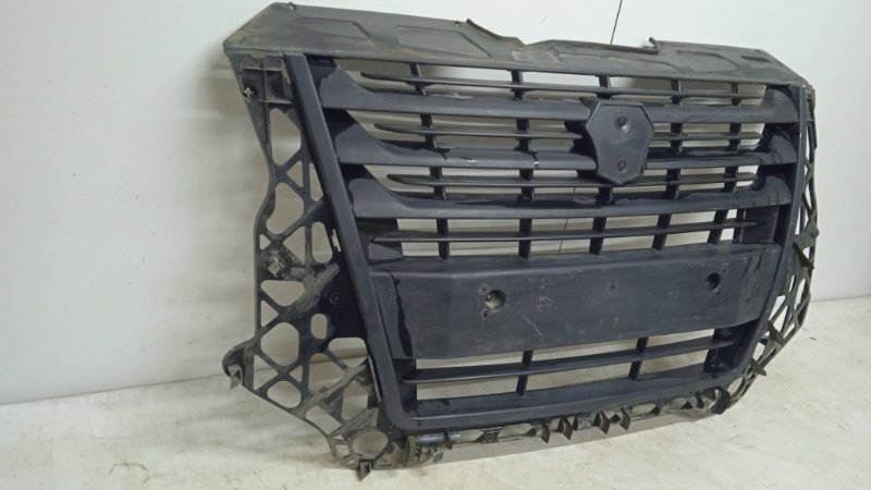 Решетка радиатора