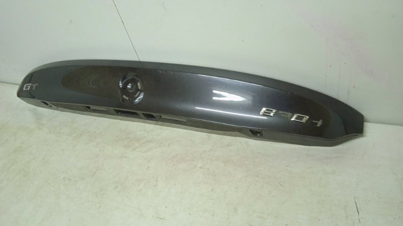 Накладка крышки багажника