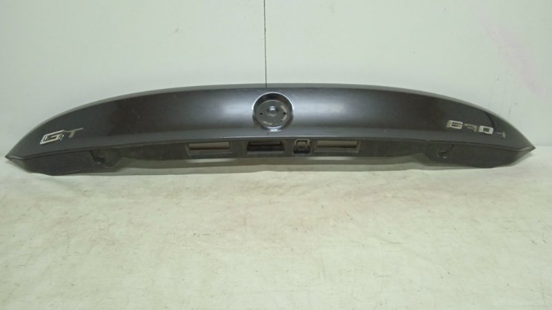 Накладка крышки багажника