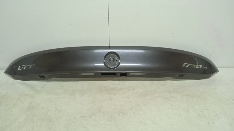 Накладка крышки багажника