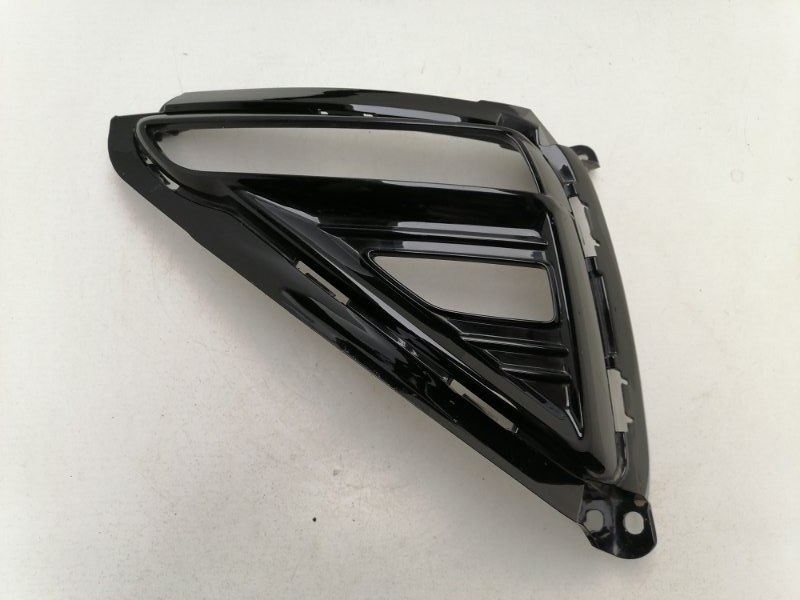 Накладка заднего бампера правая