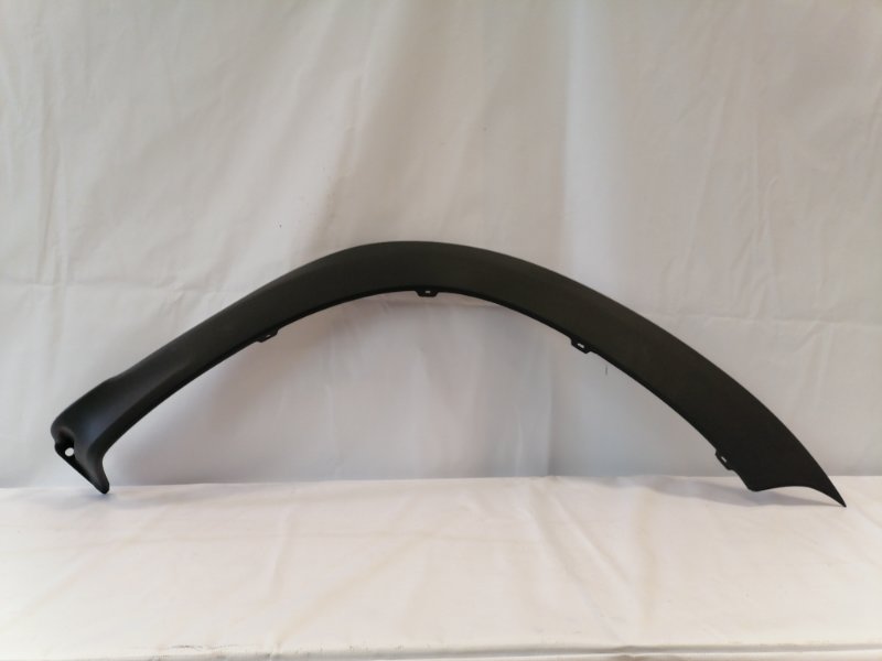 Накладка переднего крыла правого