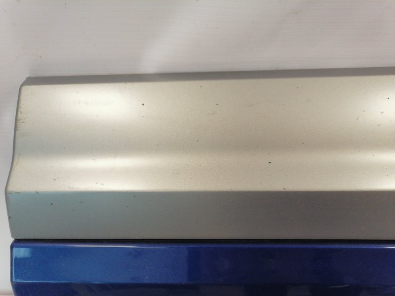 Накладка двери задней левой