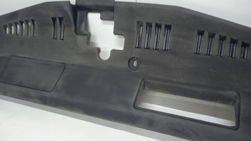 Кожух замка капота