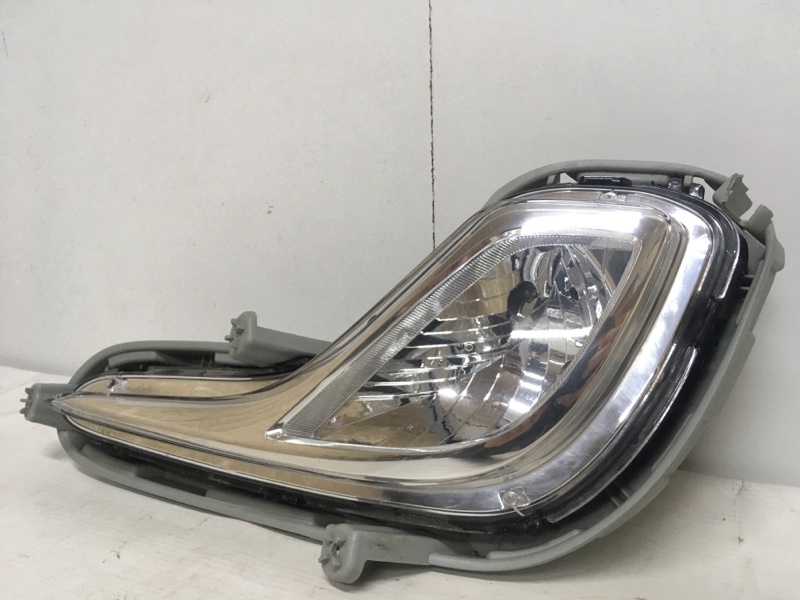 Фара противотуманная