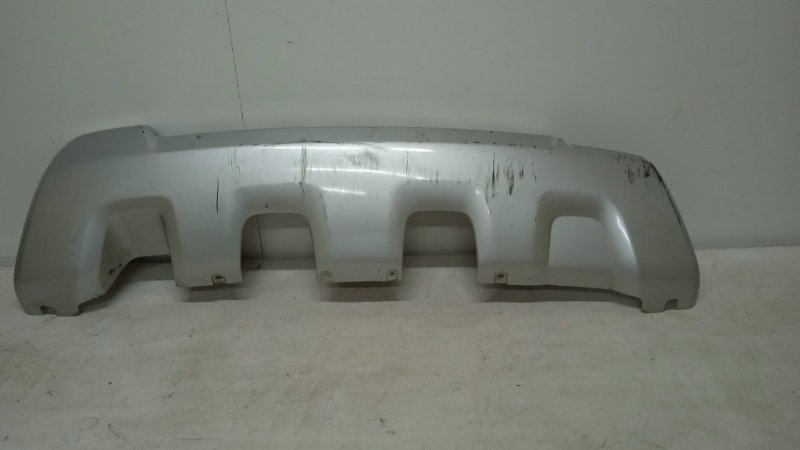 Накладка заднего бампера