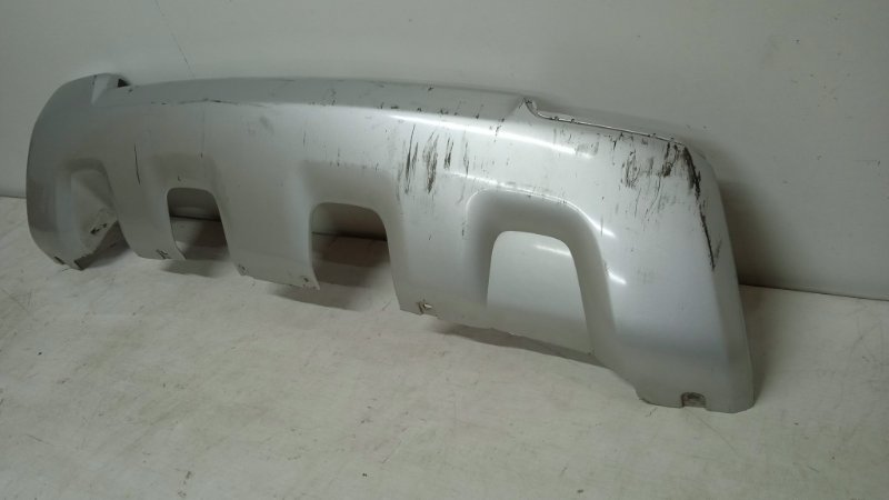 Накладка заднего бампера