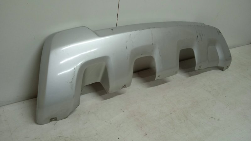 Накладка заднего бампера