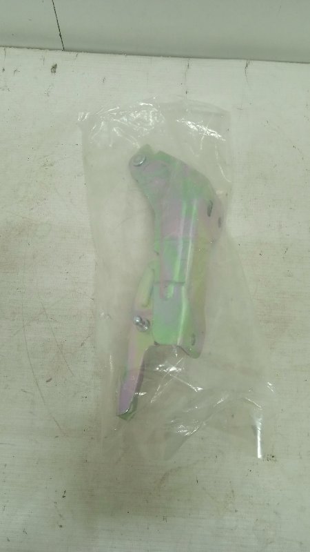 Петля капота левая