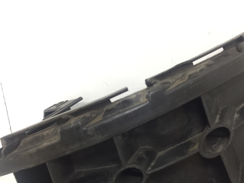 Кронштейн заднего бампера правый