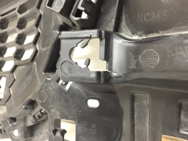 Решетка радиатора