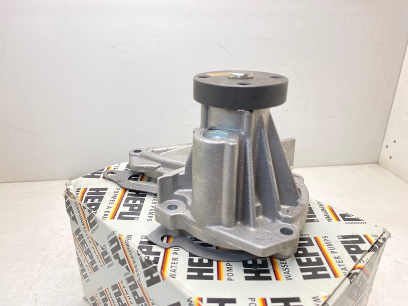 Насос водяной (помпа)