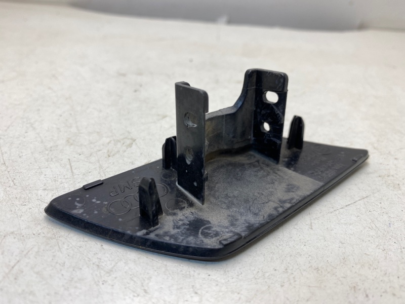 Крышка форсунки омывателя фар