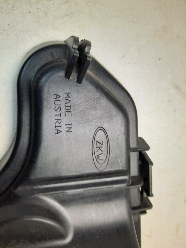 Крышка фары