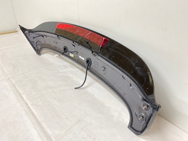 Спойлер (дефлектор) крышки багажника