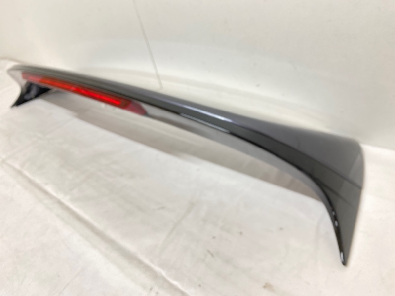 Спойлер (дефлектор) крышки багажника